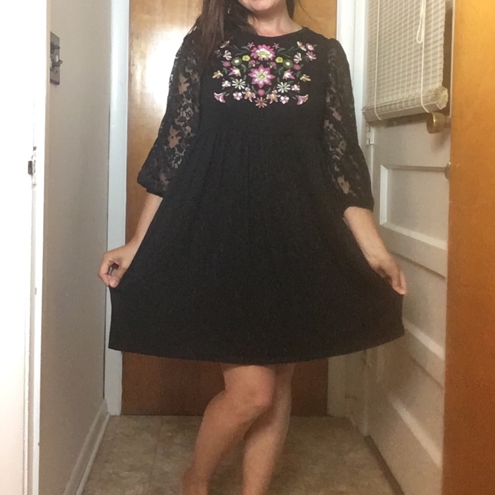 Sold out  New Floral Embroidered dress